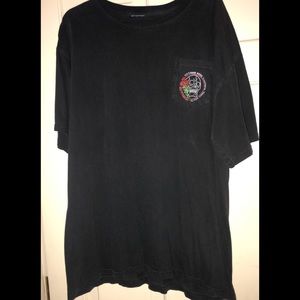 Men’s XL shirt